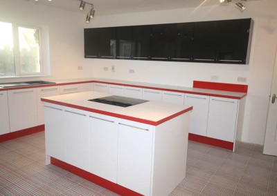 Modern Red And White High Gloss Kitchen